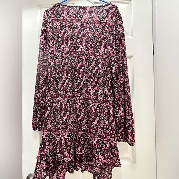 SWS Floral V-Neck Summer Dress - Picture 4 of 8
